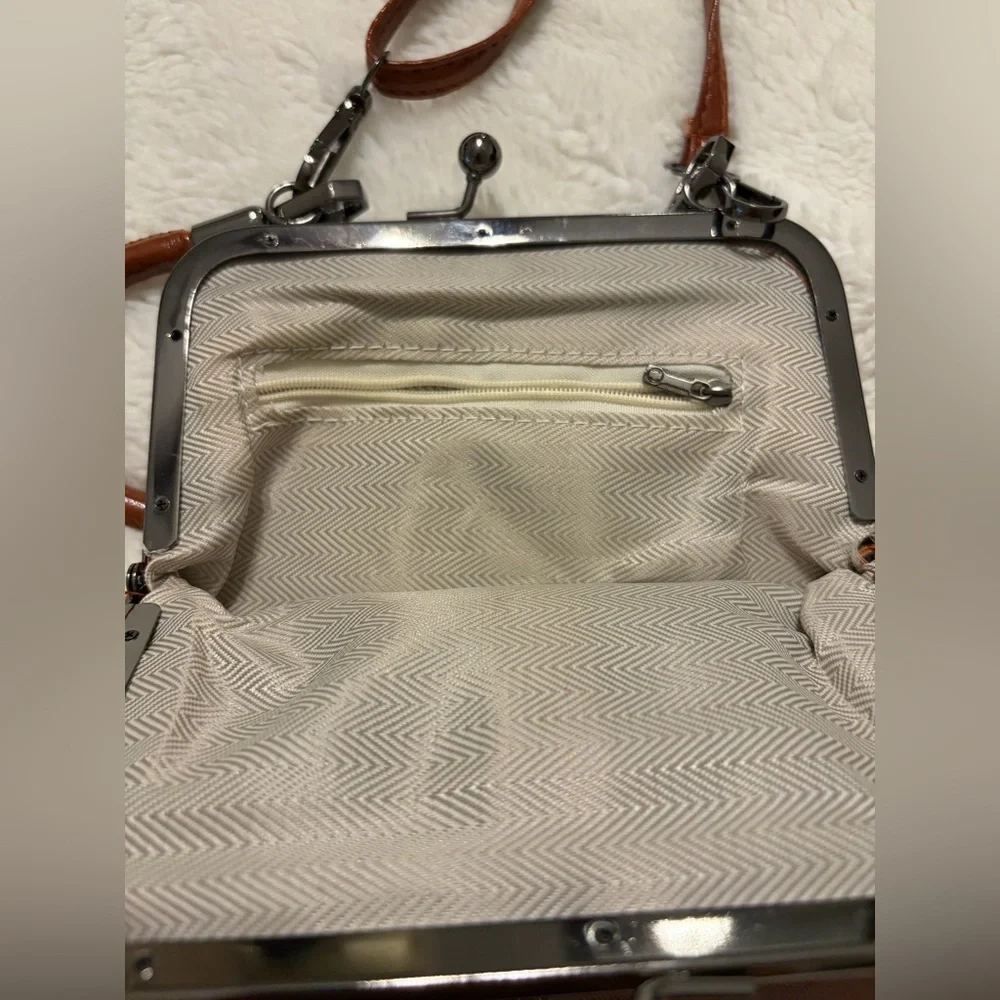 Women’s Brown Leather Satchel Handbag - Classic Structured Style